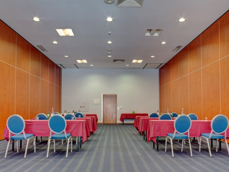 Sala de conferências VIP Executive Santa Iria Hotel Lisboa